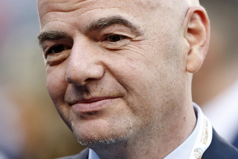 FIFA President offers to appoint female referees to World Cup 2018