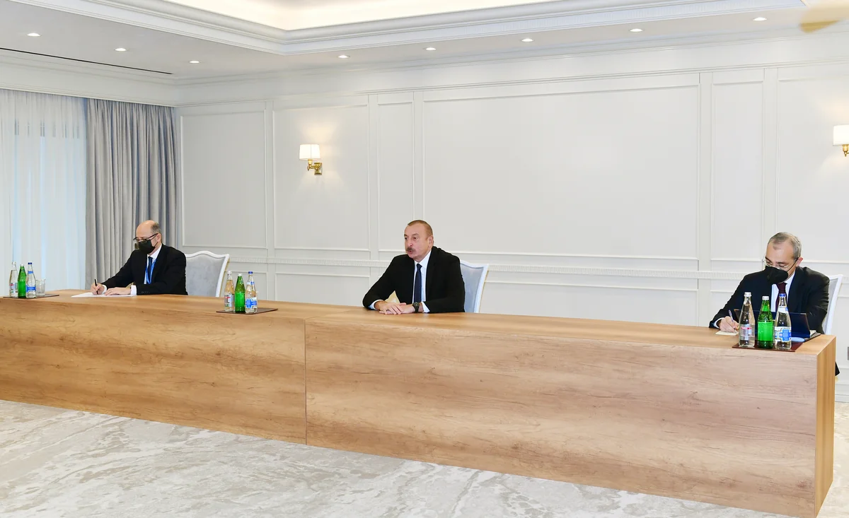 Prezident İlham Əliyev Avropa İttifaqının energetika məsələləri üzrə komissarını qəbul edib