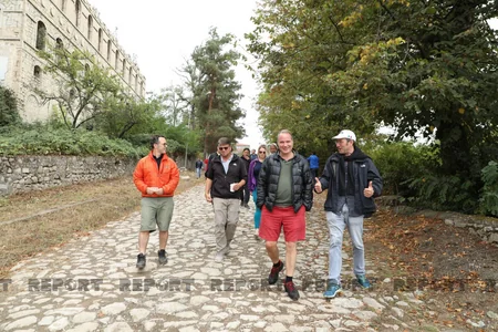 Int'l travellers visiting Shusha get acquainted with Azerbaijan's construction work there