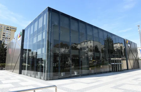 Azərbaycan Prezidenti metronun “Avtovağzal” və “Memar Əcəmi” stansiyalarının açılışında iştirak edib