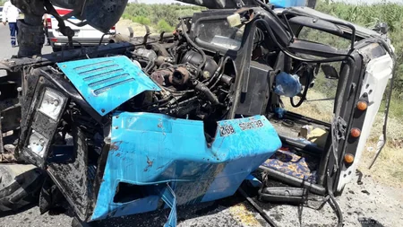 Kürdəmirdə traktor aşıb, sürücü xəsarət alıb - FOTO