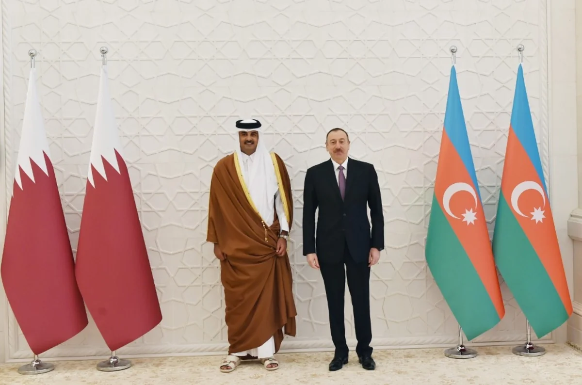 Amir of Qatar holds phone call with Ilham Aliyev