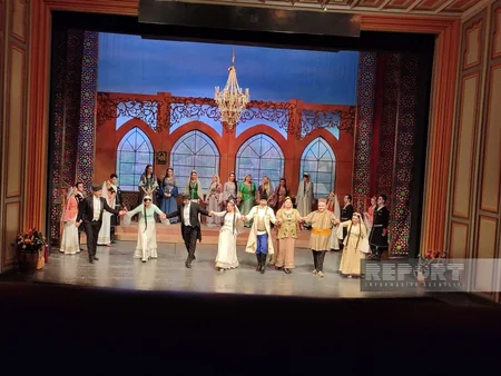 Arşın mal alan Ankara Dövlət Opera və Balet teatrında nümayiş olunub