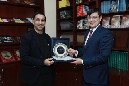 Diaspor Komitəsinin sədri beynəlxalq konfransın iştirakçıları ilə görüşüb