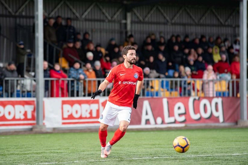 Azərbaycanlı futbolçu Estoniya klubundan ayrıldı