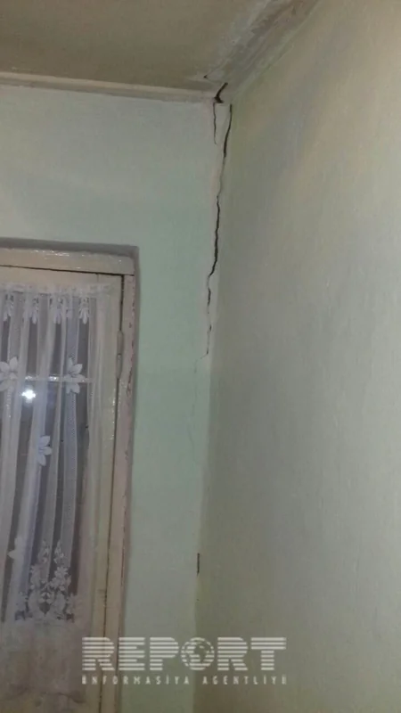 Qubaya yağan aramsız yağışlar nəticəsində daha bir ev çöküb - FOTO