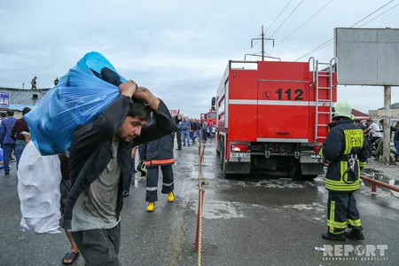 Sədərək rəhbərliyi: Yanğından zərər çəkmiş sahibkarlara kompensasiya ödəniləcək - FOTO