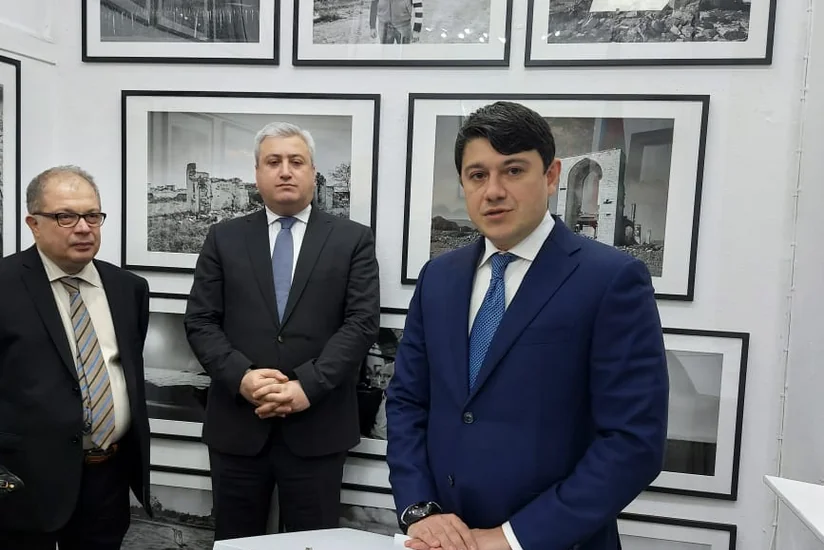 Dövlət Komitəsinin sədri Stokholmda Qarabağla bağlı fotosərgini ziyarət edib