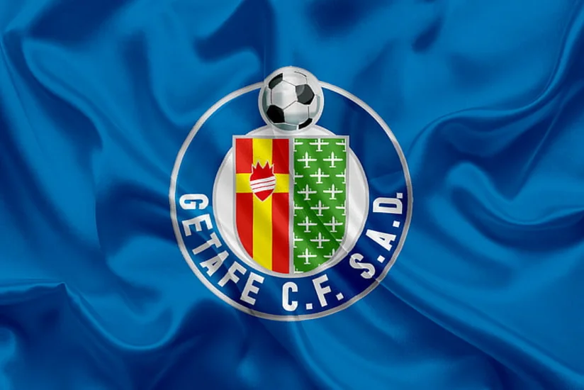 La Liqa klubu irqçiliyə görə cərimələnib