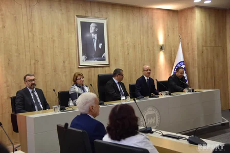İstanbulda Azərbaycan Respublikasının xarici siyasəti mövzusunda konfrans keçirilib
