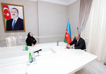 Səfər Mehdiyev Abşeronda vətəndaşları qəbul edib
