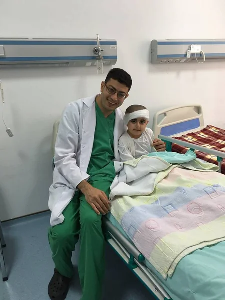 Həkim: “Eşidə bilməyən uşaqları tam sağaltmaq olur”