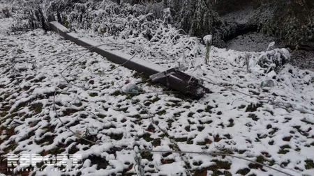 Снегопад в Гусарском районе оставил без света горное село - ФОТО