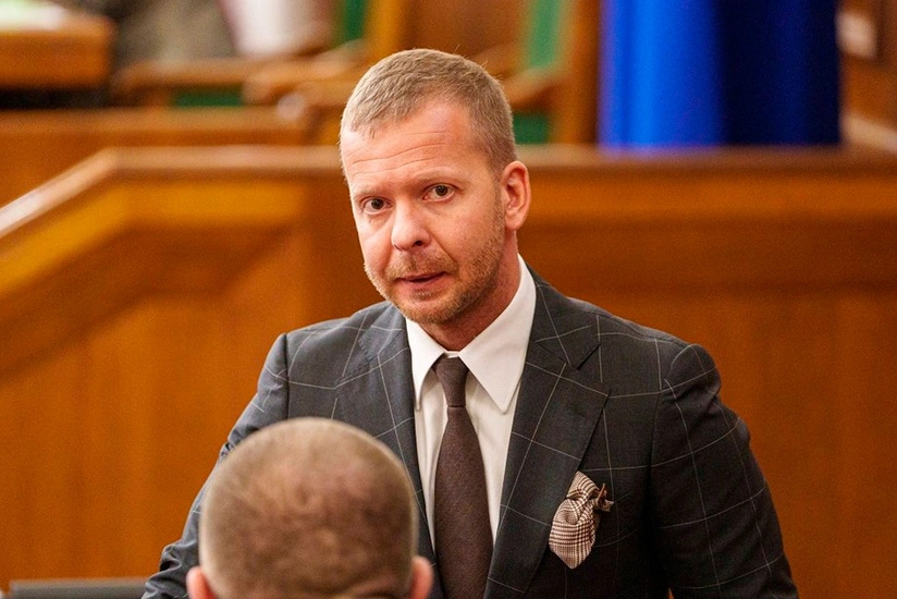 Latviyada deputata qarşı inzibati iş başladılıb