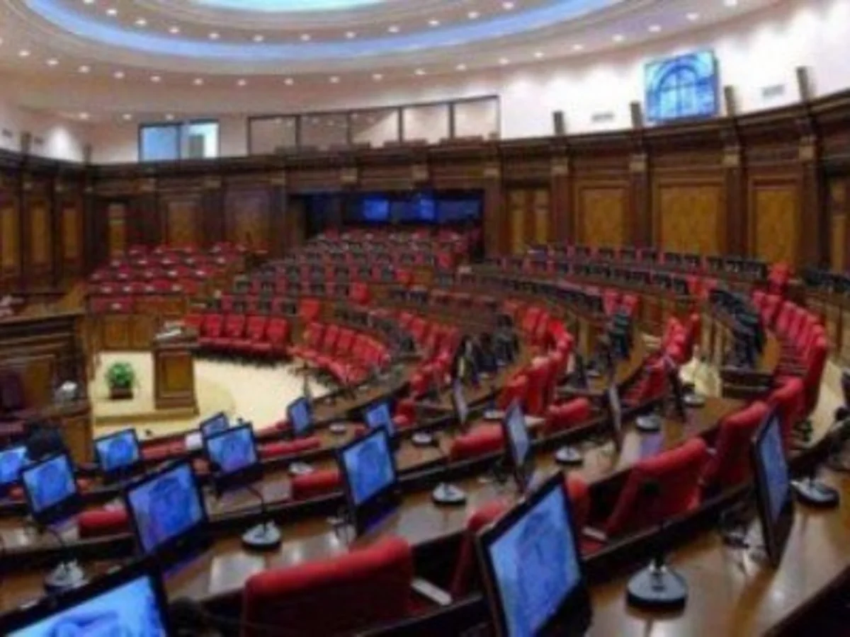 Ermənistanın yeni parlamentinin ilk iclasının keçiriləcəyi tarix açıqlanıb