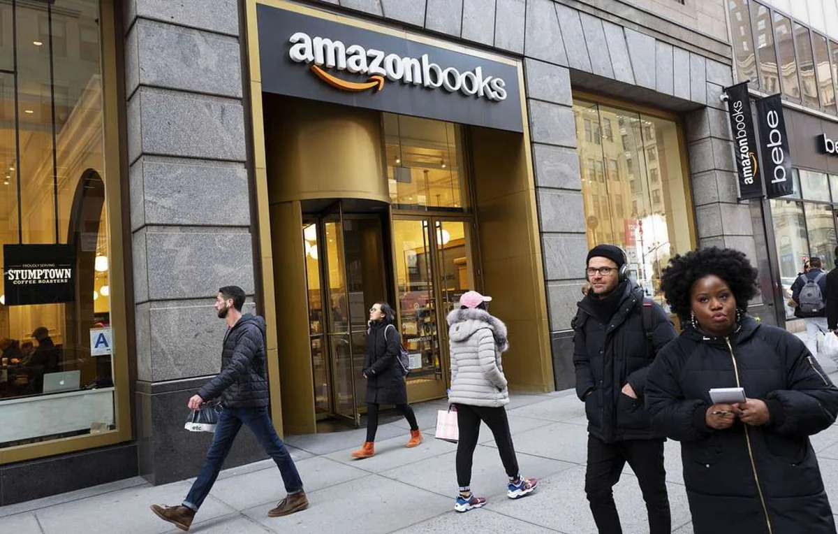 Amazon закроет почти 90 мини-магазинов в США