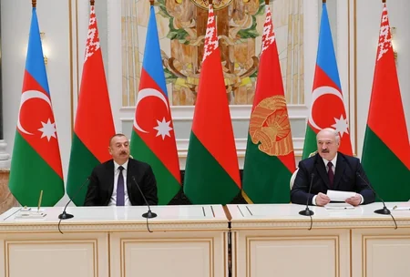 Azerbaijani, Belarus presidents make press statements