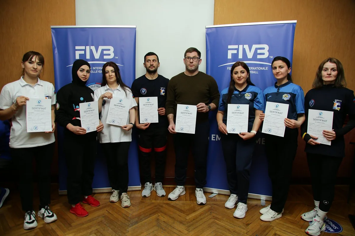 Azərbaycan Voleybol Federasiyasının məşqçi-müəllimlər üçün təşkil etdiyi kurs başa çatıb