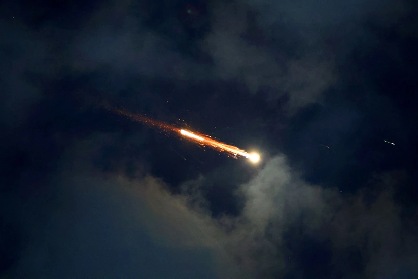 İsrail Şirazda hərbi mərkəzə zərbə endirib