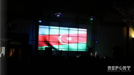 Gəncədə Bayraq günü münasibəti ilə əyləncəli tədbir keçirilib - VİDEO - FOTO