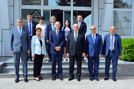 Azərbaycanda ixtisaslaşmış jurnalistikanın yaradılması tövsiyə olunub