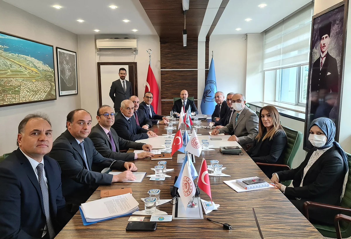 Azerbaijan, Turkey agree on joint development of airspace