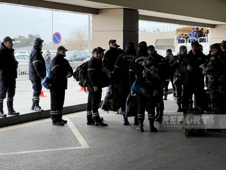 Azerbaijani rescuers leave for Turkiye