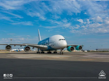 AZAL: Hava limanına UEFA nümayəndə heyətini gətirən “Airbus A380” sərnişin təyyarəsi eniş edib