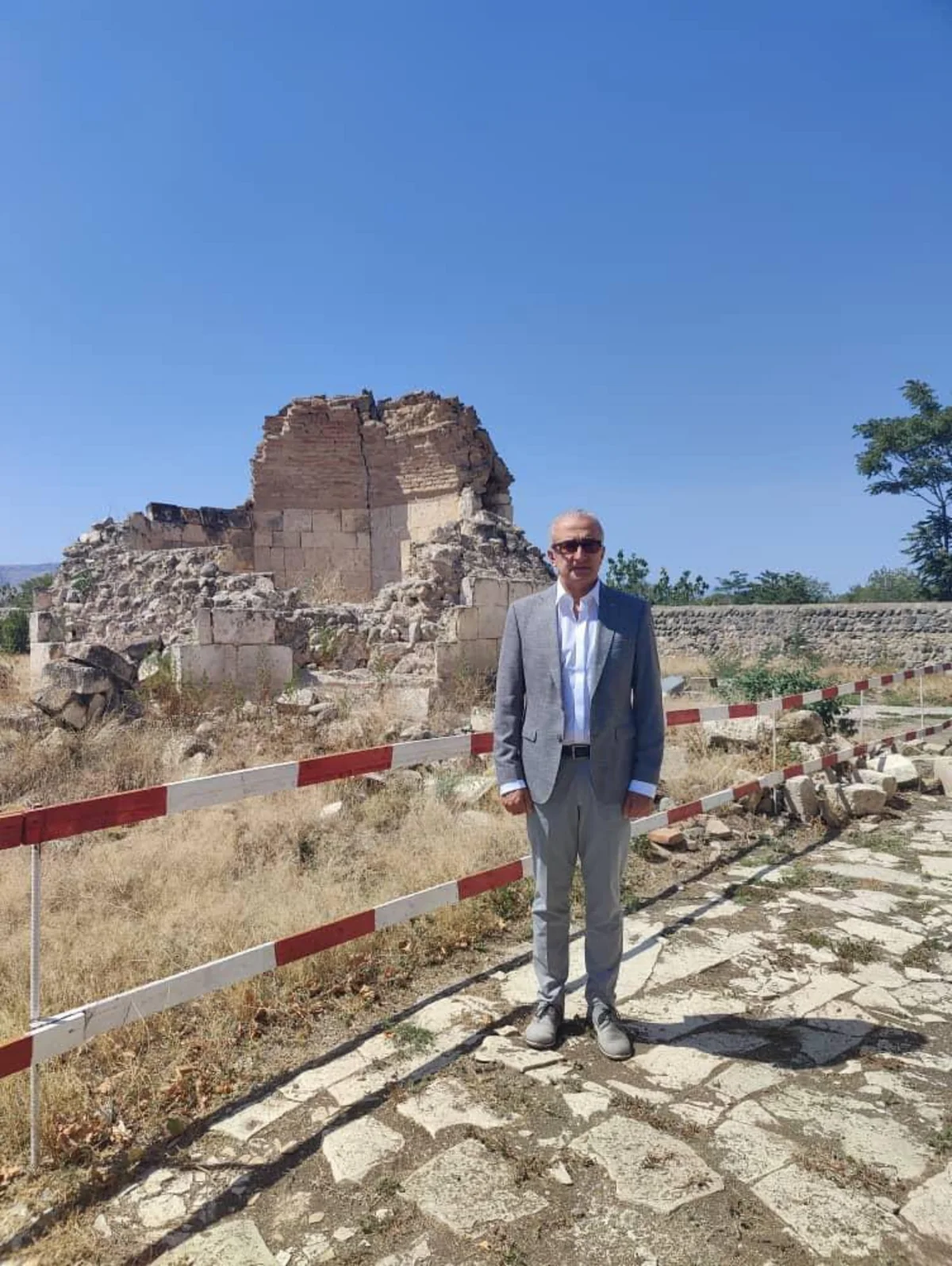 Prezidentin xüsusi nümayəndəsi: “İrəvan xanının nəticəsi Füzuli və Ağdamda olub”