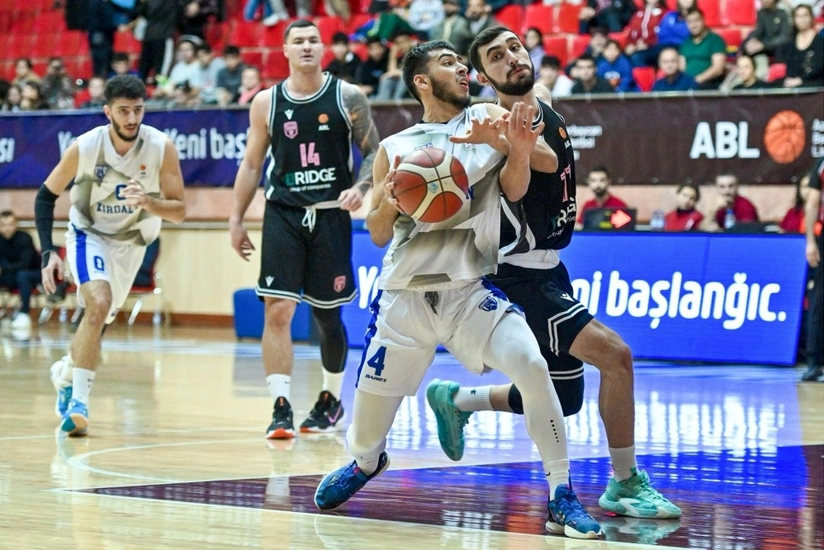 Azərbaycan millisinin sabiq basketbolçusu bölgə klubuna keçib