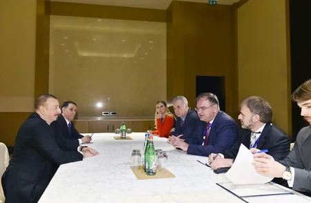 President Ilham Aliyev meets with Mladen Ivanic