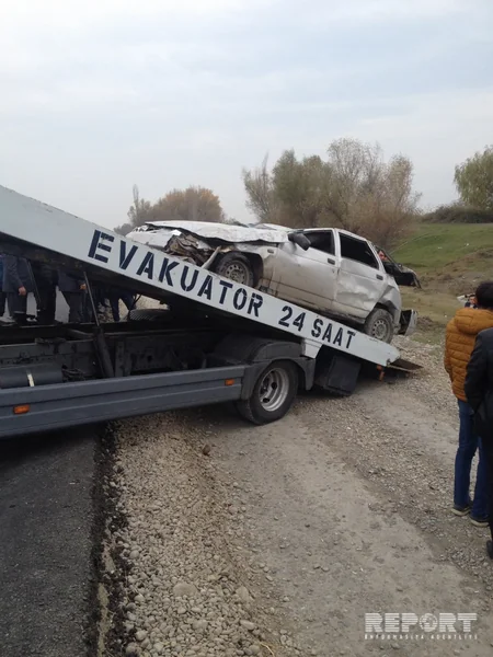 В Барде перевернулся легковой автомобиль, пассажирка скончалась - ОБНОВЛЕНО
