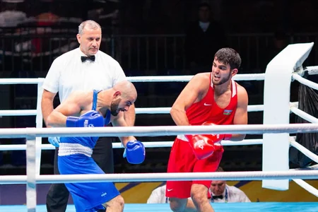Европейские игры: Азербайджанский боксер вышел в полуфинал