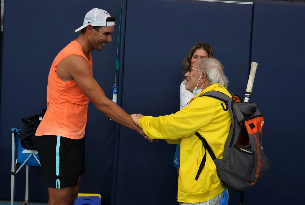 Rafael Nadal 97 yaşlı həmkarı ilə tennis oynayıb