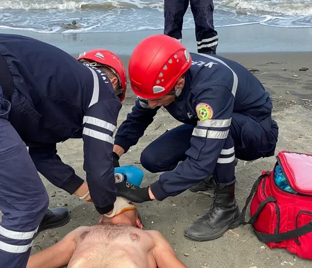 FHN-in Cənub Regional Mərkəzi dəniz sahilində təlim keçirib