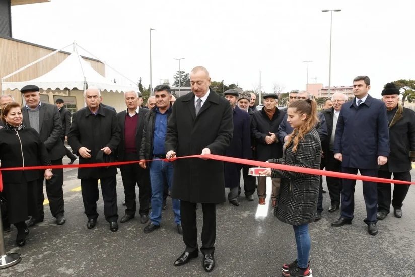 Dövlət başçısı: Bütün qəsəbələrdə daxili yollar təmir olunacaq, bərpa ediləcək