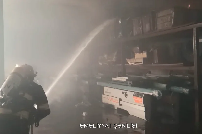 В Наримановском районе Баку на объекте произошел пожар