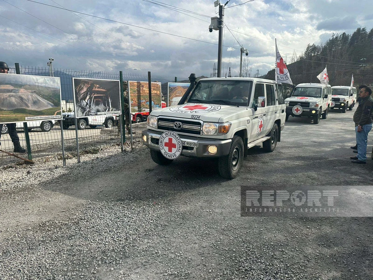 По дороге Ханкенди-Лачын беспрепятственно проехали автомобили МККК