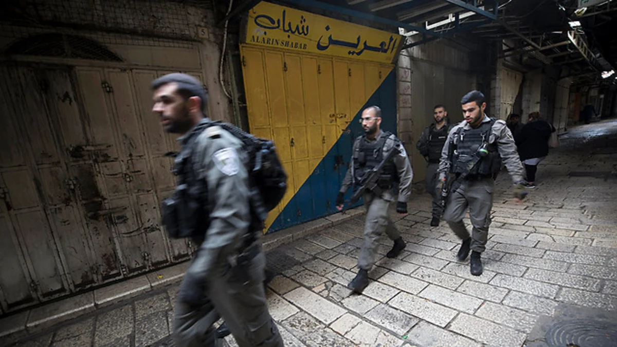 Israeli military and Palestinians clash in Palestine, many injured