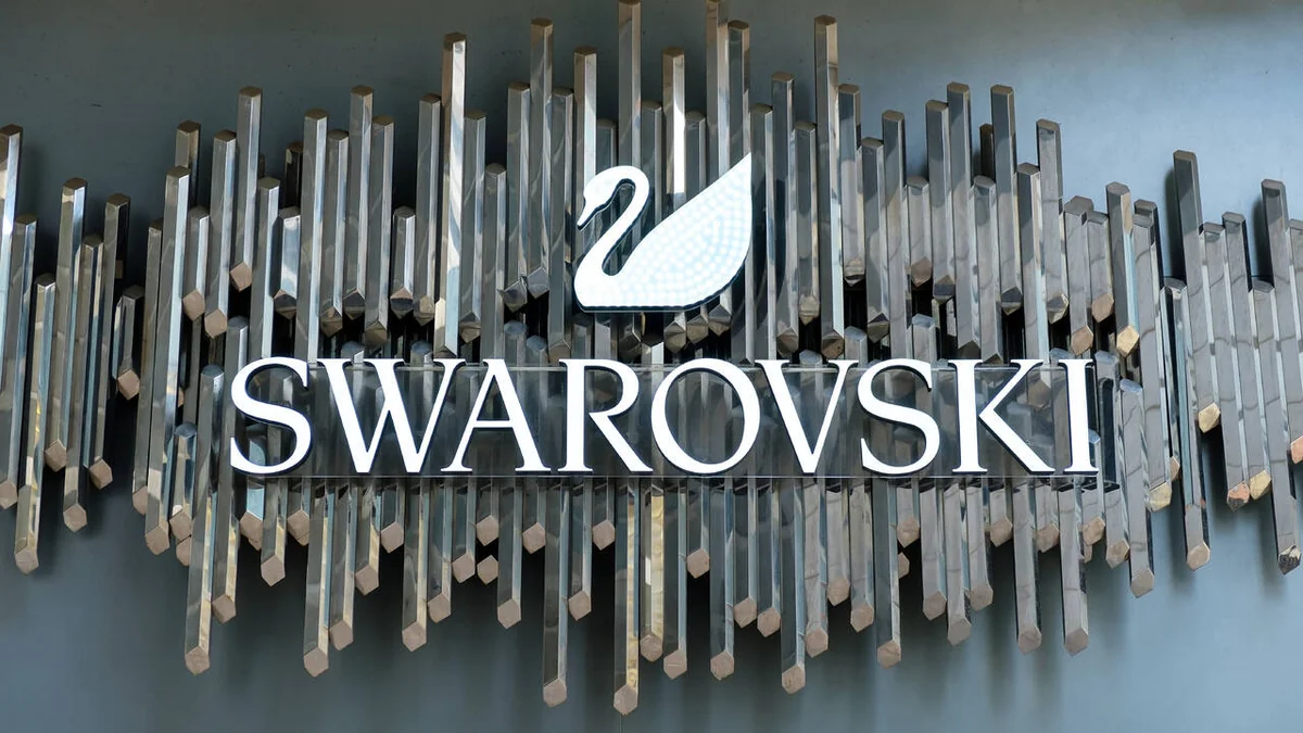 Swarovski suspends sales in Russia