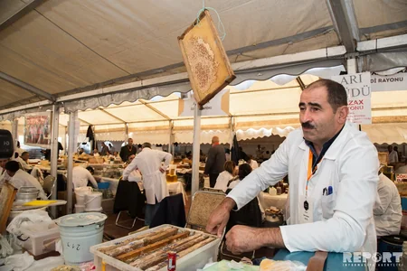 Bakıda bal yarmarkasının açılışı olub - FOTOREPORTAJ - VİDEO