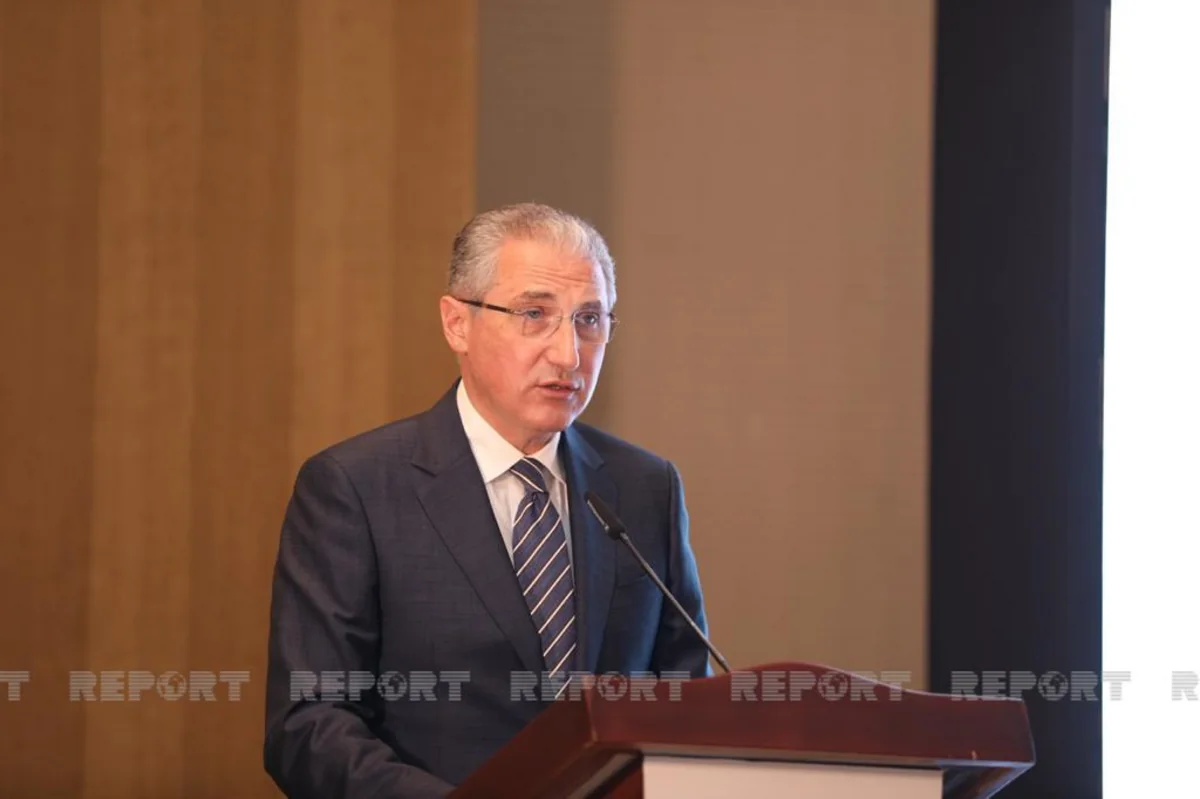 Мухтар Бабаев побывал на месте пожара в Гызылагаджском заповеднике