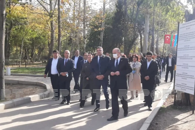 Vətən müharibəsində yaralı əsgərlərə xidmət göstərmiş tibb işçiləri Gəncəyə səfər ediblər