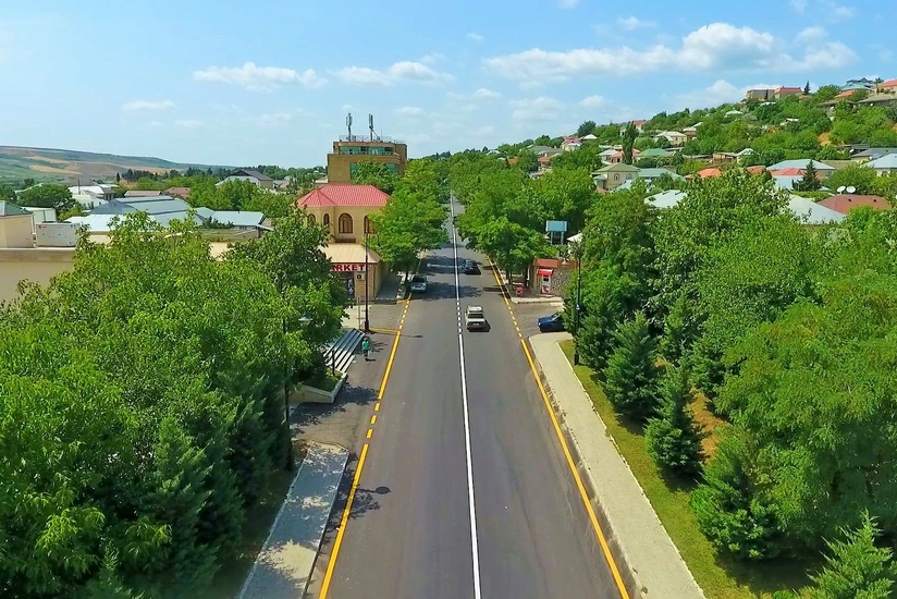 Şamaxı şəhərinin yol infrastrukturu yenidən qurulur