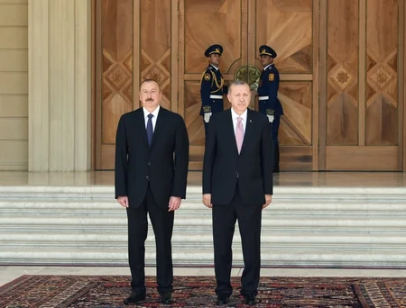 Türkiyə Prezidentinin rəsmi qarşılanma mərasimi olub