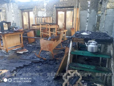Lənkəranda heykəltaraşlıq emalatxanası yanıb