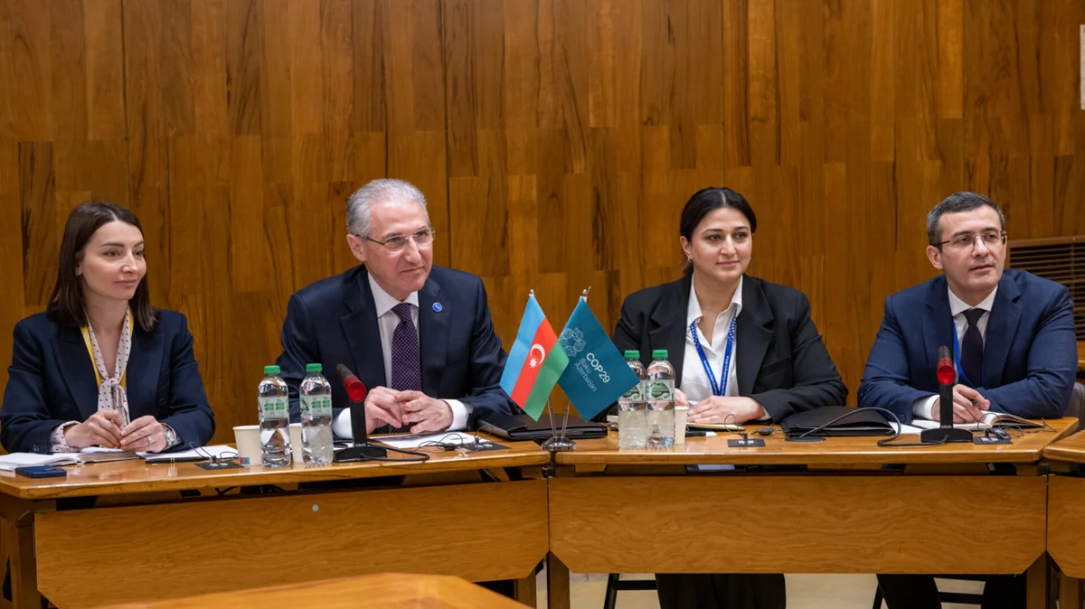 Mukhtar Babayev meets Dutch envoy on climate change