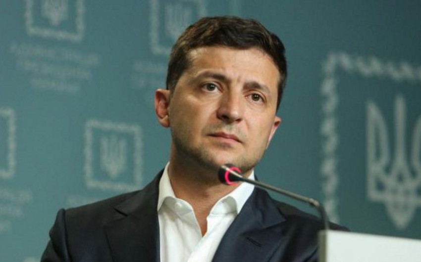 Ukrayna prezidenti Donbas bölgəsinə gedib