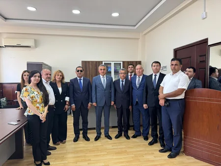 Anar Bağırov magistrantların dissertasiyalarının müdafiəsində iştirak edib