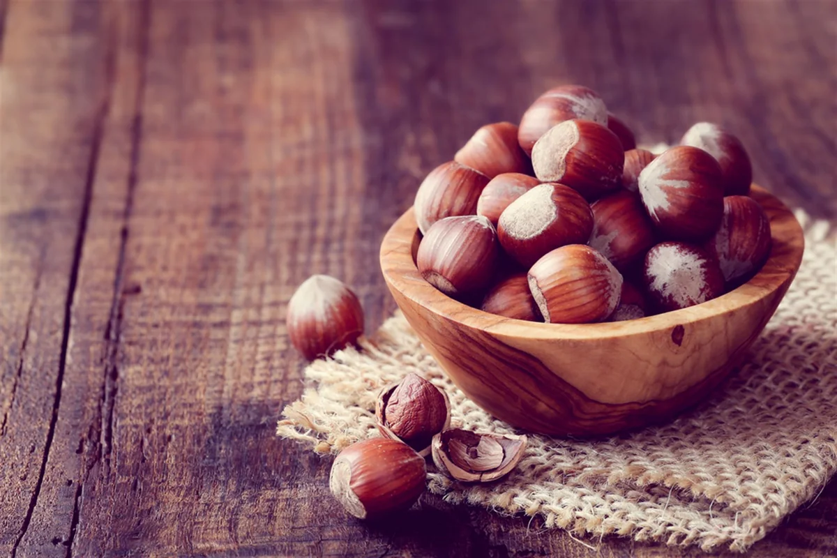 Azerbaijan resumes exports of hazelnuts to two countries